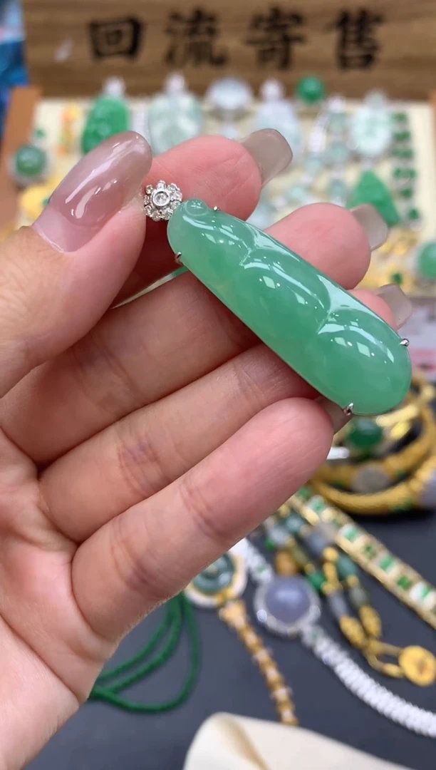 【闪购商品】翡翠颈饰18K金镶嵌323-中国好珍宝