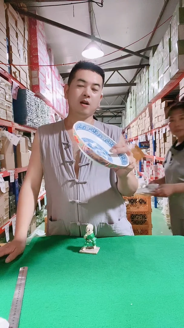 瓷片碗碟好物一件不留@@1