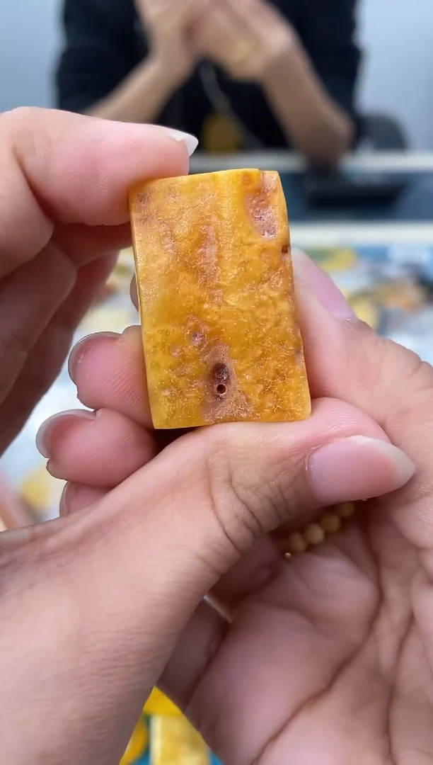 【闪购商品】琥珀裸石未镶嵌天然琥珀蜜蜡牌子