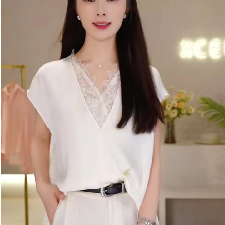 XCENN/法式V领蕾丝假两件拼接褶皱无袖背心XC0A250622