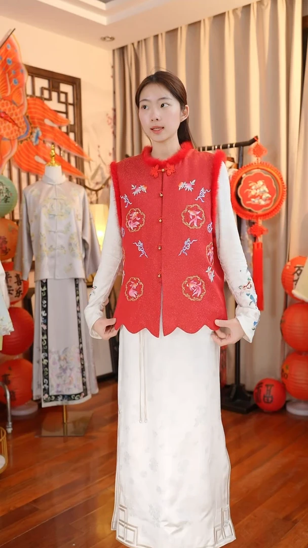 【闪购商品】刺绣真丝手工苏绣红色马甲