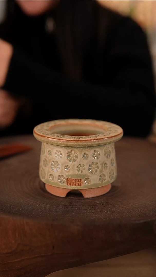 【闪购商品】红陶2-16-284默认有瑕口5.5