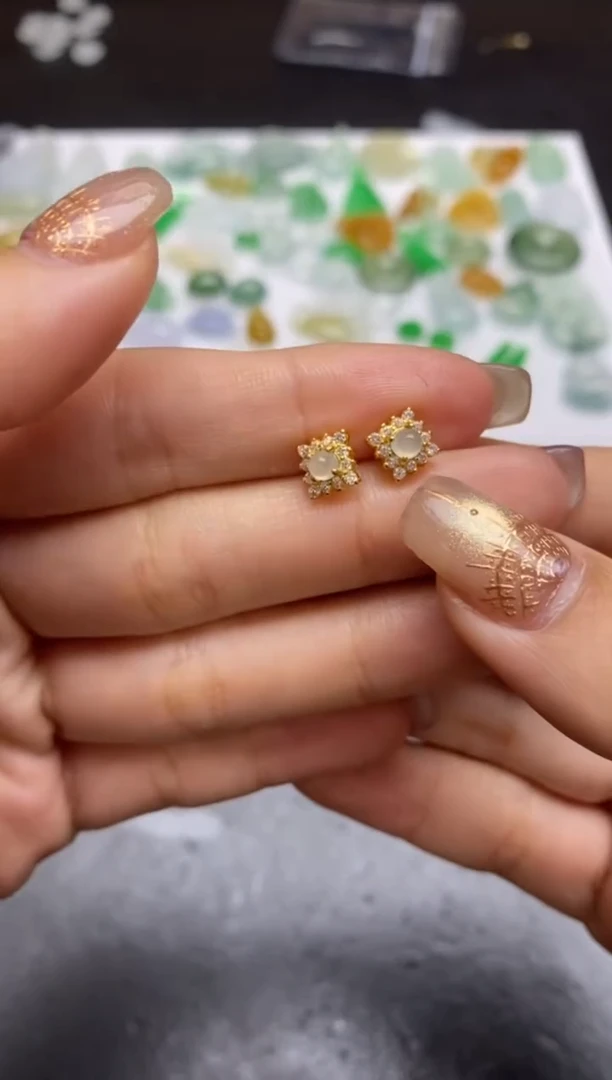 【闪购商品】定制翡翠银S925镶嵌翡翠毛货~