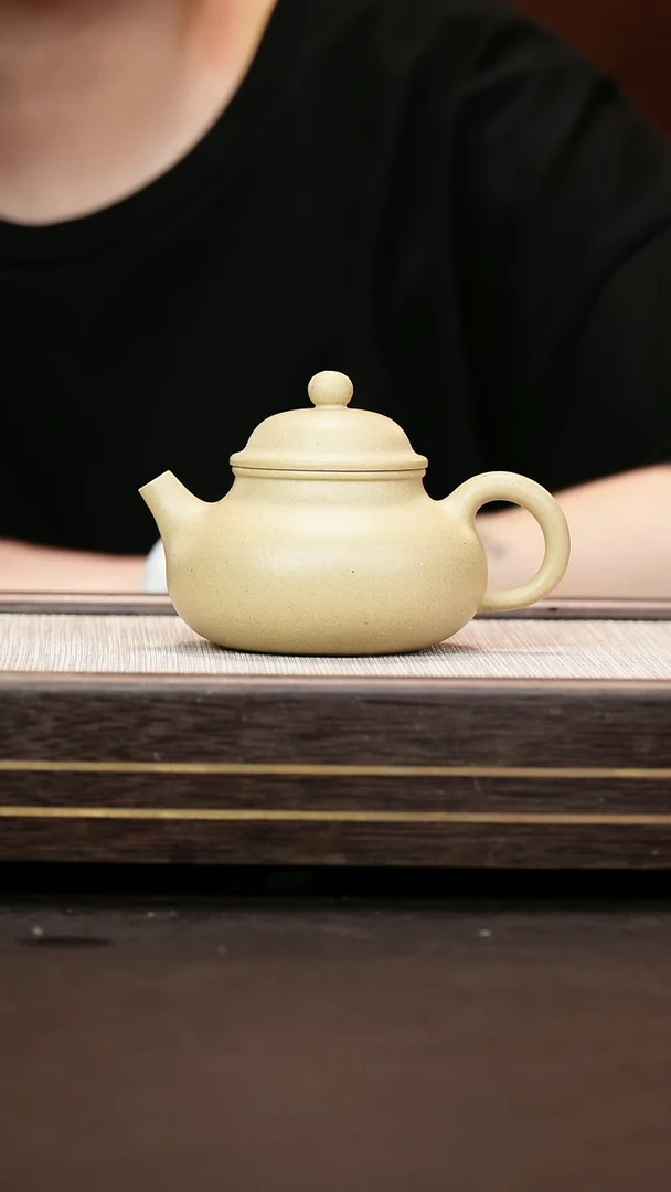茶壶紫砂本山绿泥  容天壶