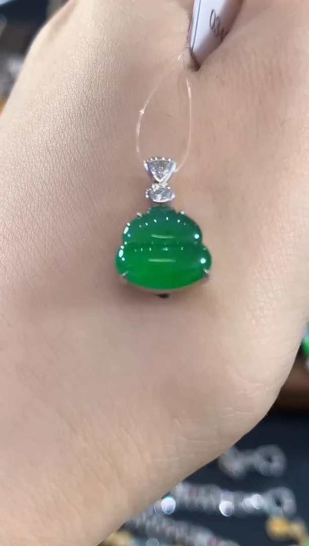 吊坠(不含链)18K金镶嵌翡翠C154