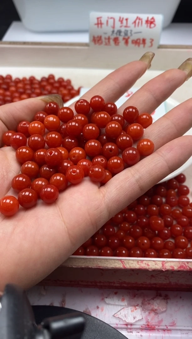 【闪购商品】玛瑙/玉髓颈饰未镶嵌w2185满肉南红8mm*30颗