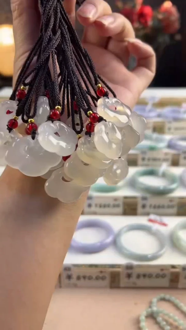 【闪购商品】玛瑙/玉髓吊坠(不含链)未镶嵌如意多样性发货发一件