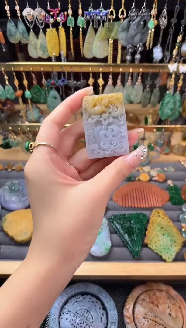 未镶嵌定制翡翠c**a翡翠