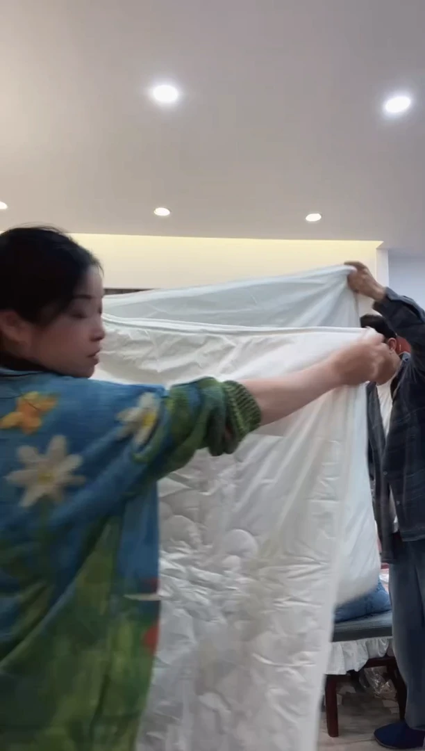 棉棉平***乐D31   绣花羊毛被220*260
