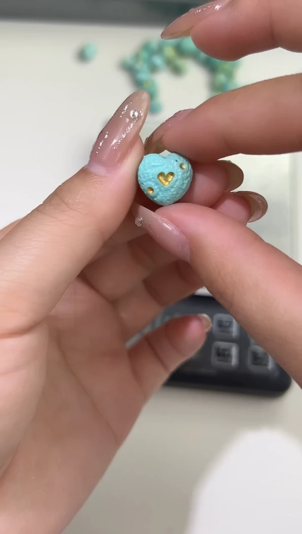 未镶嵌绿松石吊坠绿松吊坠