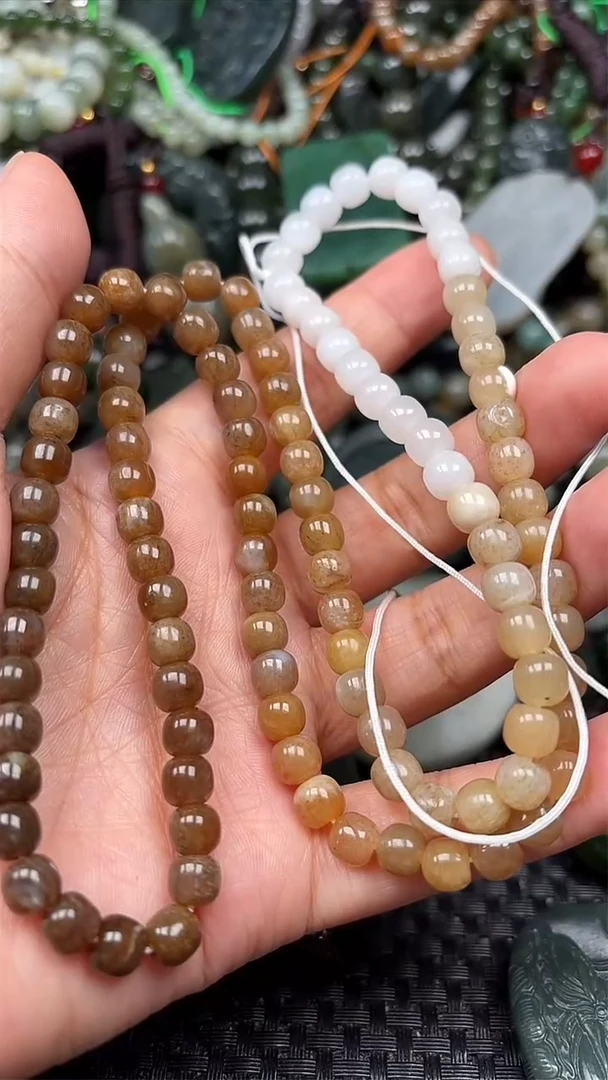 和田玉未镶嵌颈饰1