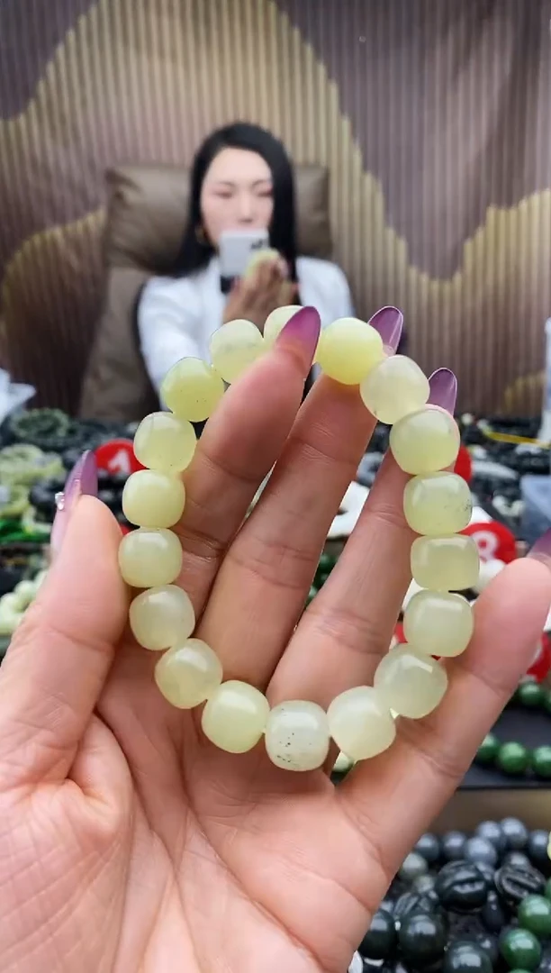 未镶嵌手串和田玉老型黄口点墨青花12有包容