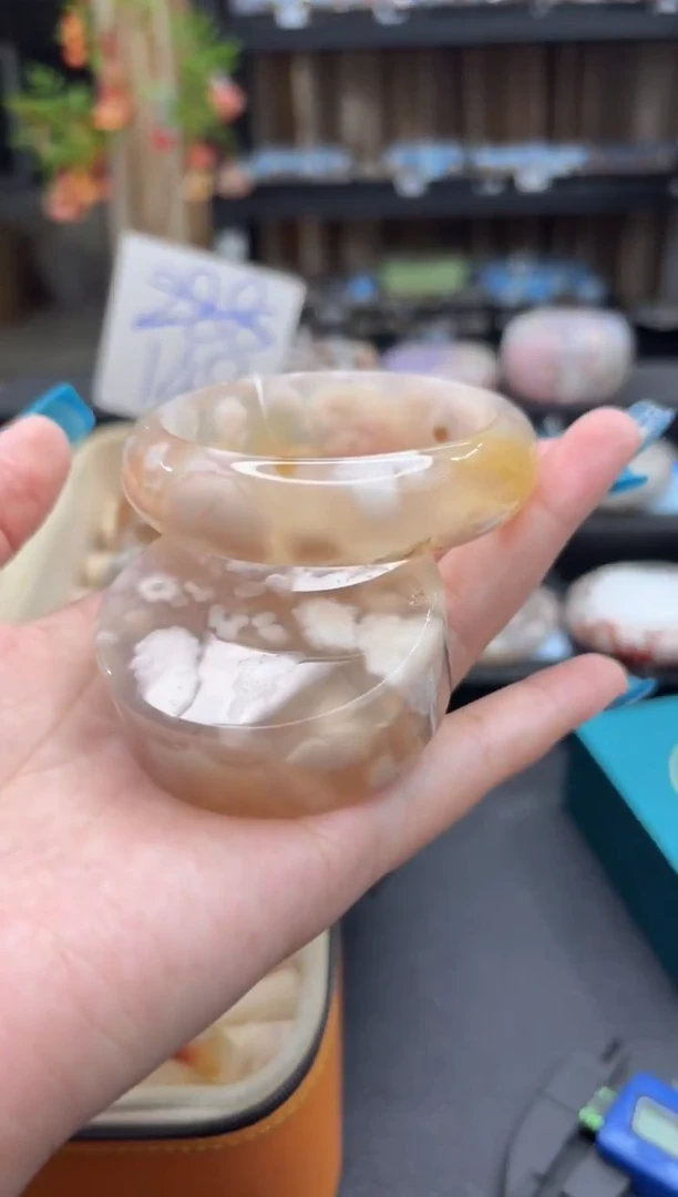 未镶嵌手镯石英质玉48(55圈赠送镯心)