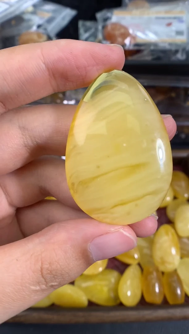 蜜蜡未镶嵌珠宝奇石1
