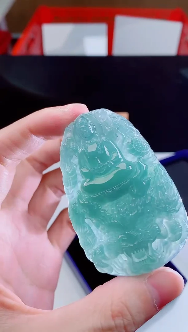 颈饰未镶嵌翡翠   ·