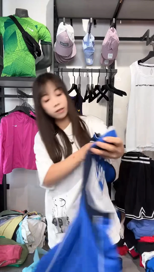 1313编码 耐克卫衣以直播间过款为准 尺码