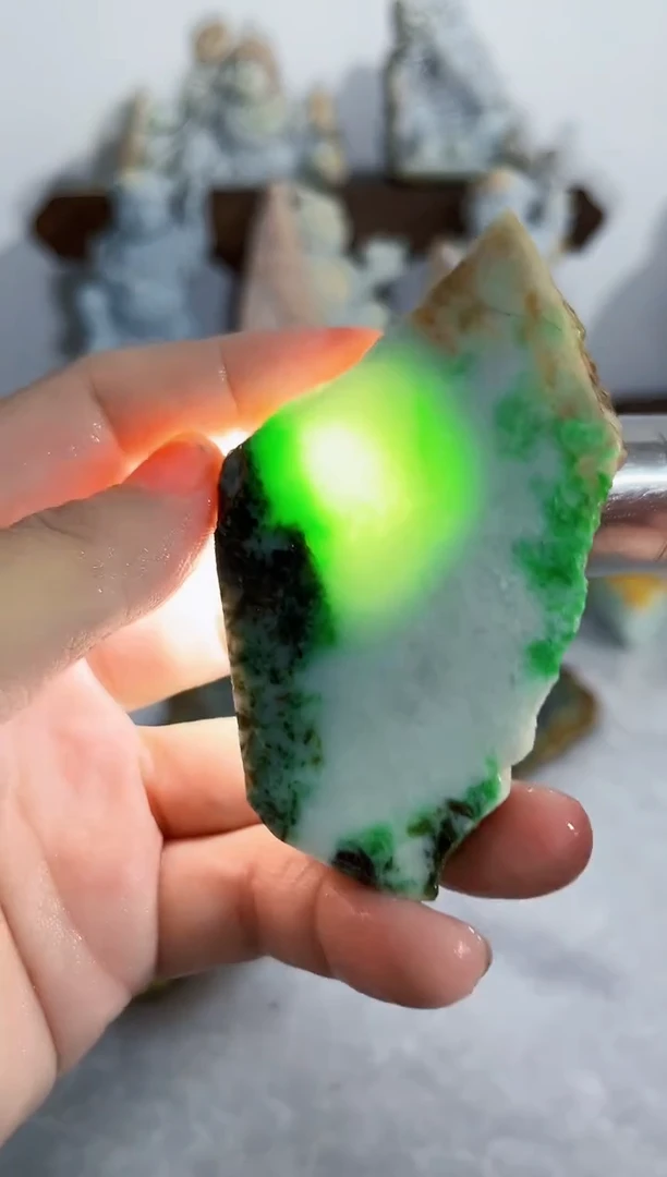 未镶嵌挂件翡翠306