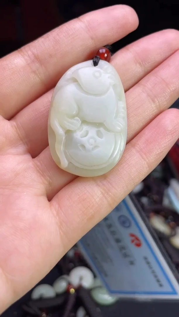 未镶嵌和田玉挂件1