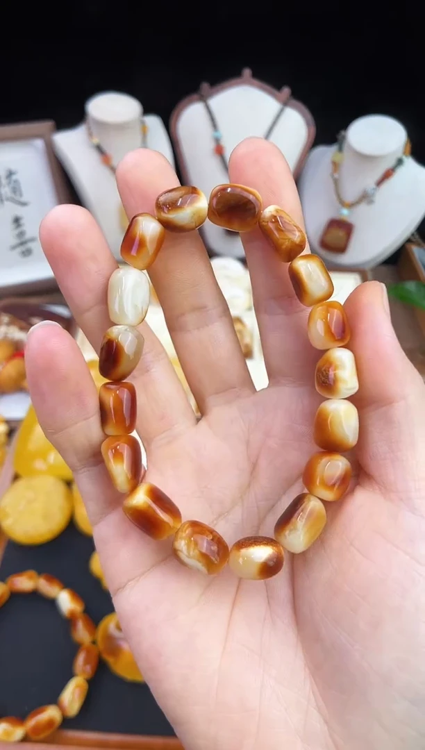 琥珀未镶嵌珠宝奇石柒月