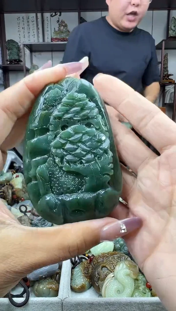 未镶嵌和田玉把件1