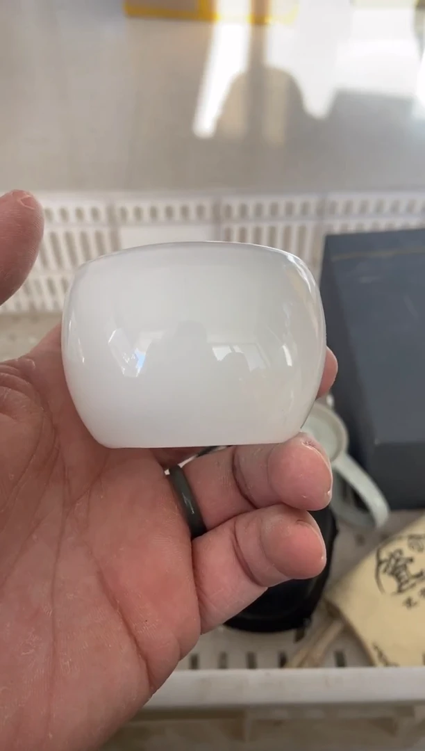 杯子瓷无运费险有瑕疵的摄影的产品有使用过的痕迹有点脏介意勿拍