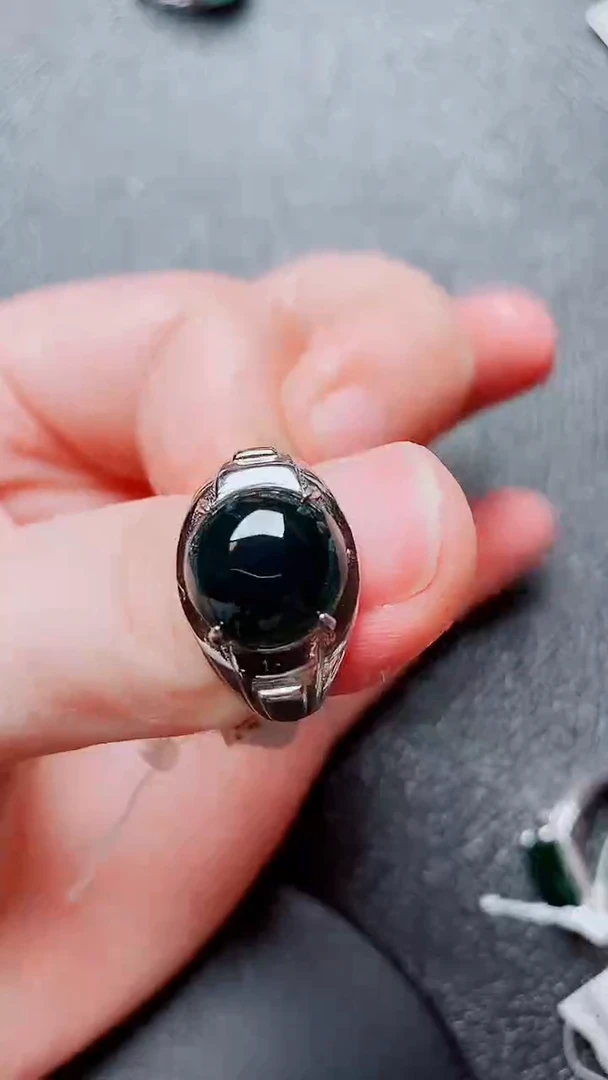 翡翠戒指银S925镶嵌翡翠