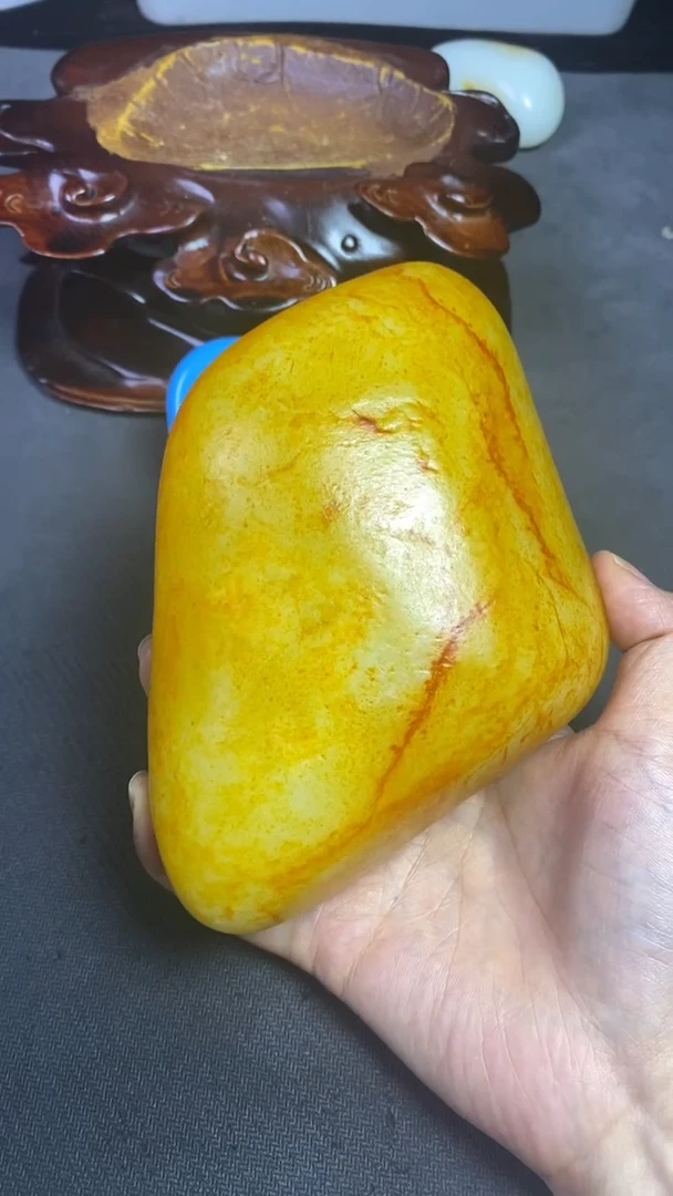 未镶嵌和田玉摆件洛***…和田玉