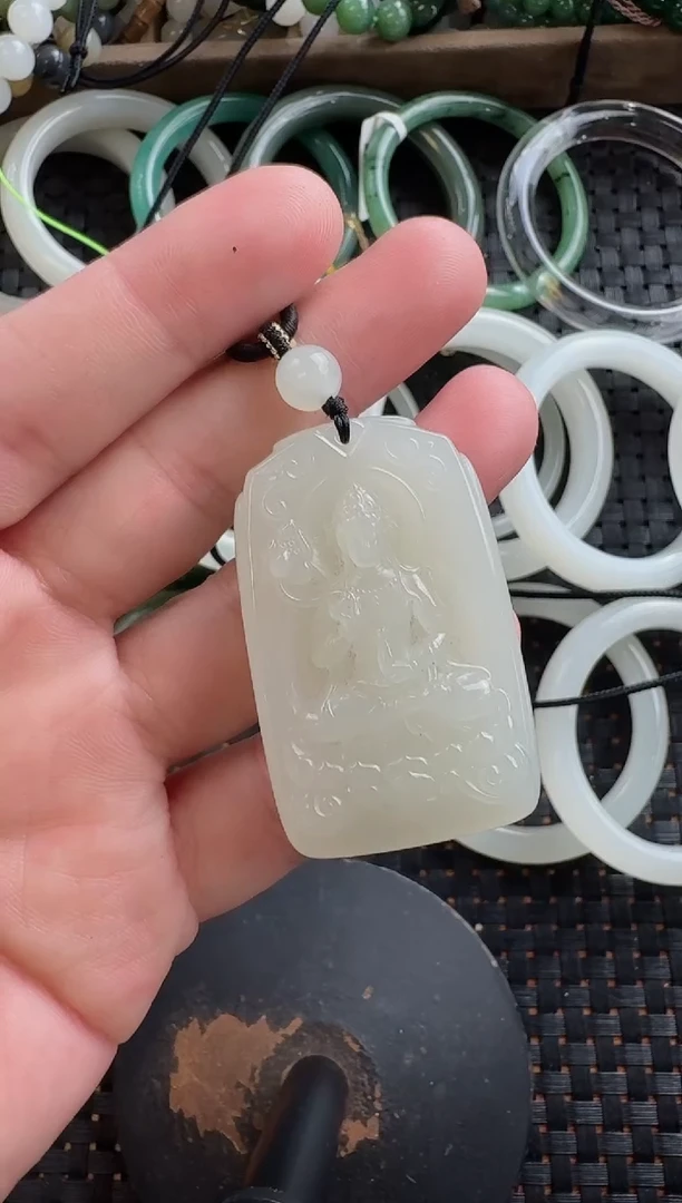 颈饰未镶嵌和田玉观音牌