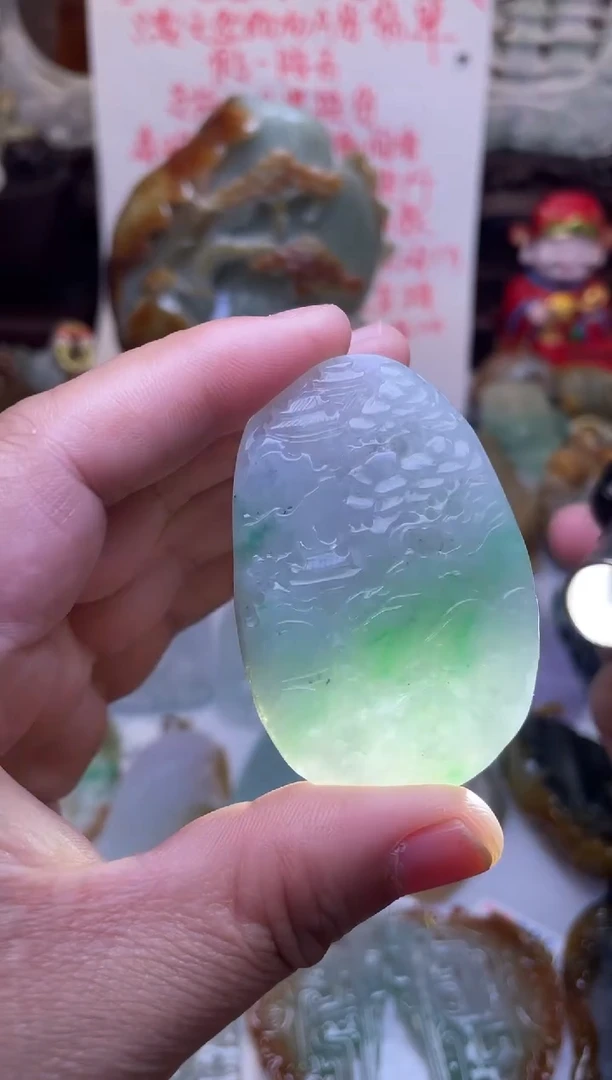 颈饰未镶嵌翡翠山水