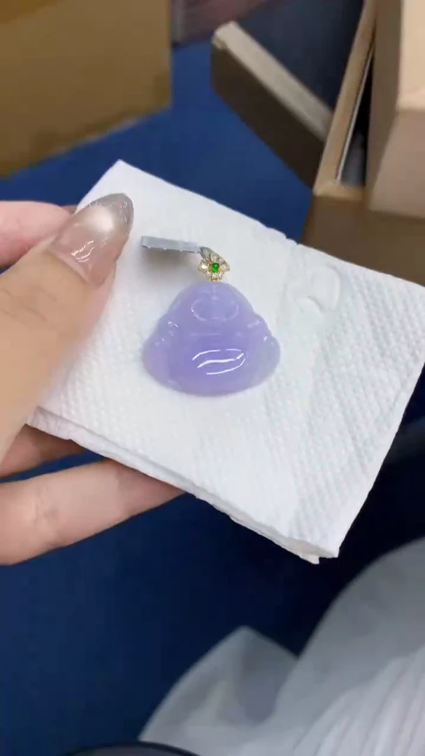 颈饰18K金镶嵌翡翠1