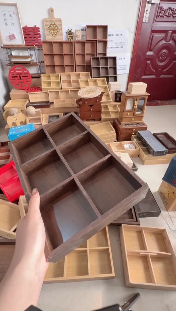 胡桃色六宫格微瑕拍下不退不换无售后