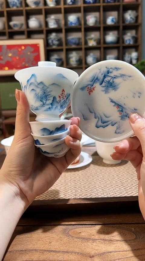 【闪购商品】山水小盖碗+3个客杯+山水盖置
