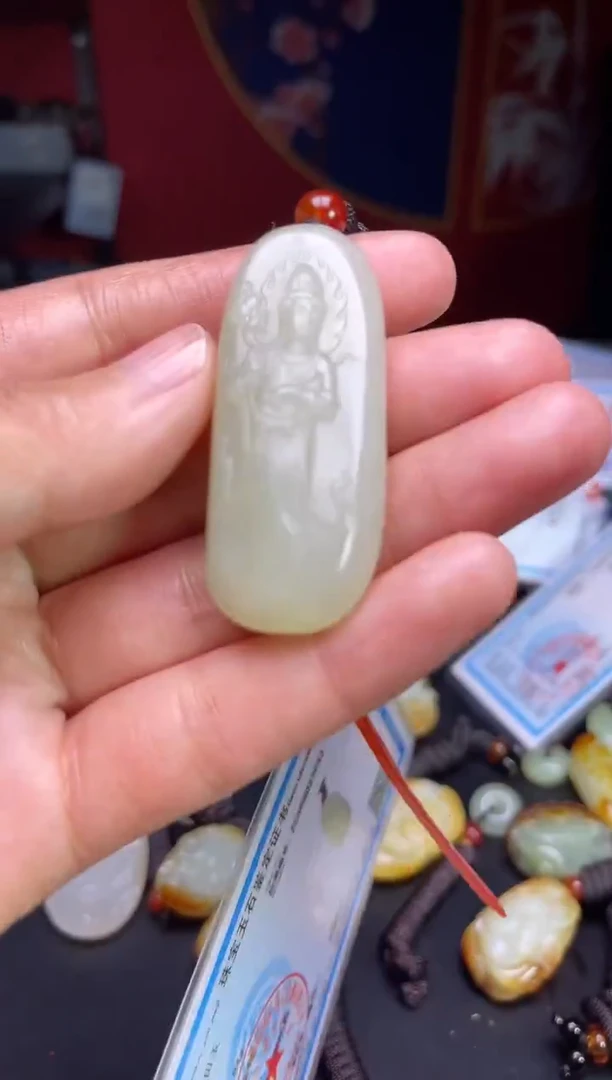 颈饰未镶嵌和田玉1