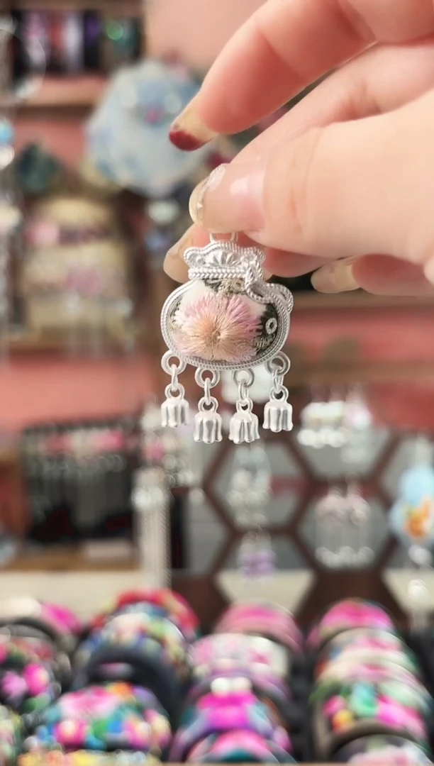 艺枝独绣手工饰品146