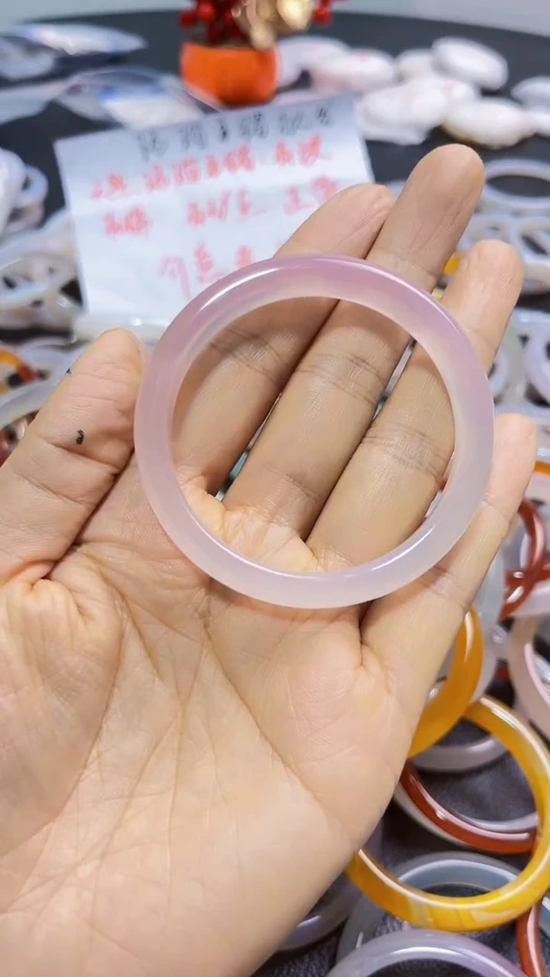 【闪购商品】玛瑙/玉髓手镯未镶嵌玛瑙