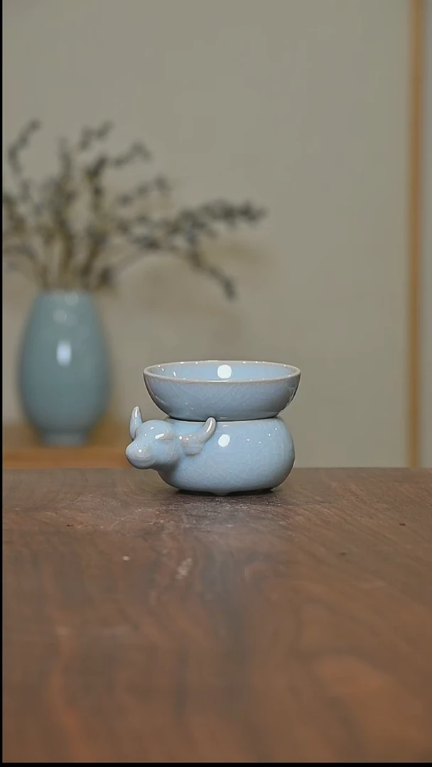 天青釉 卧牛茶漏 微瑕 朱家汝窑款