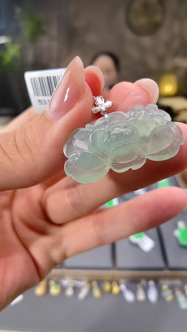 吊坠(不含链)18K金镶嵌翡翠花花