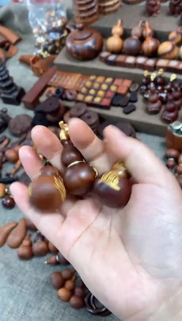 【闪购商品】木枣木微瑕龙头开口葫芦描金3个随机发货