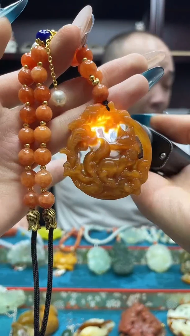 未镶嵌岫玉吊坠·