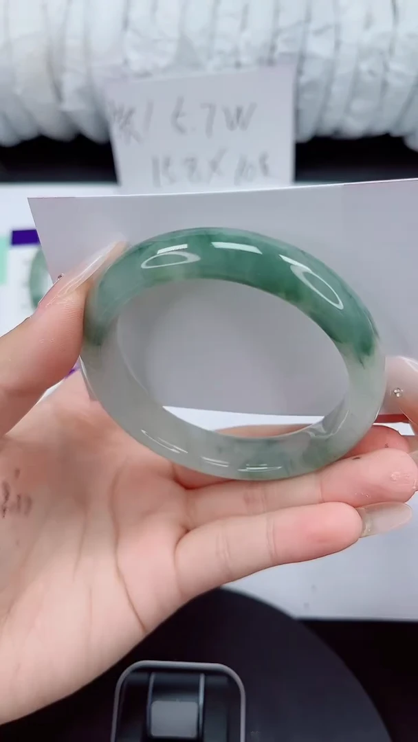 石英质玉手镯未镶嵌217-56/57