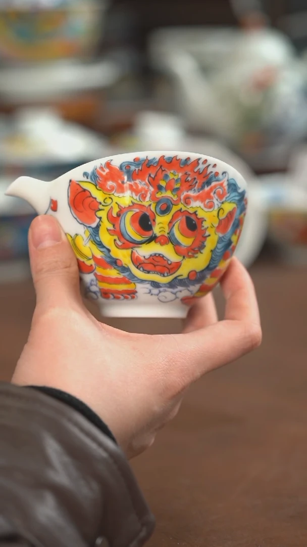 【闪购商品】醒狮手抓壶（微瑕福利）景德镇昨明陶瓷