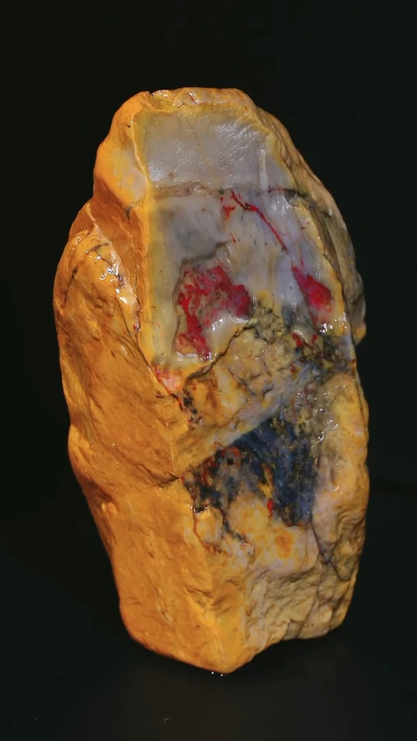 鸡血石昌化鸡血石