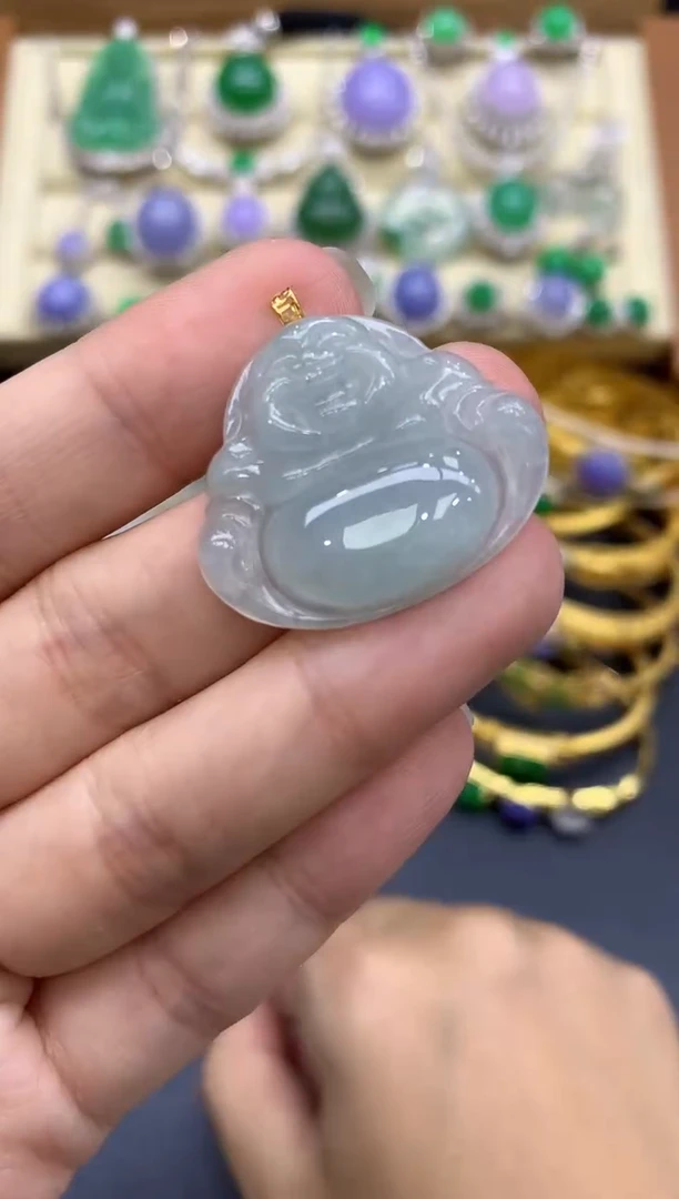 颈饰18K金镶嵌翡翠37-中国好珍宝