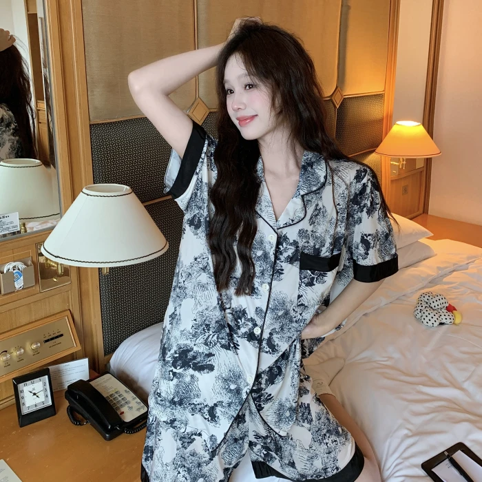 家居服套装女大码宽松可外出睡衣春夏雪丝夏季设计感