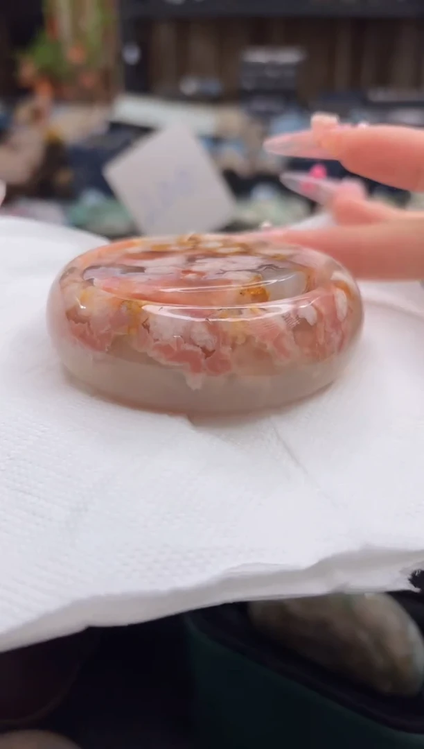 未镶嵌手镯石英质玉温***性220(60圈赠送镯心)不退不换