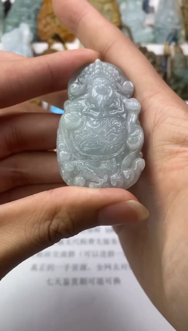 翡翠未镶嵌颈饰牵****老天然翡翠