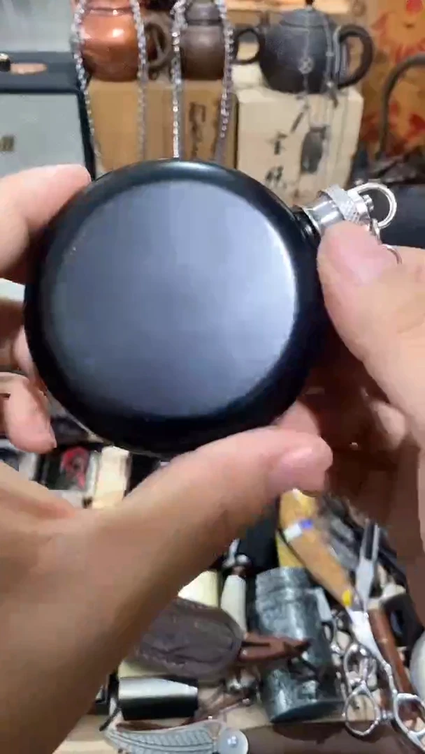 瓷片闪购商品  如图所示