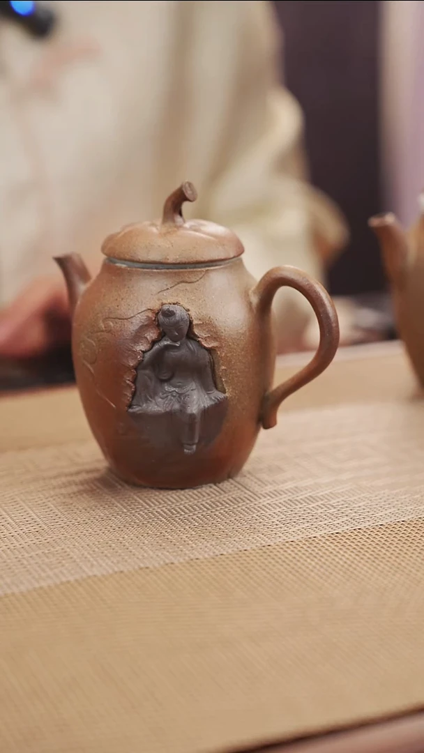 原矿老段泥水月观音紫砂壶10