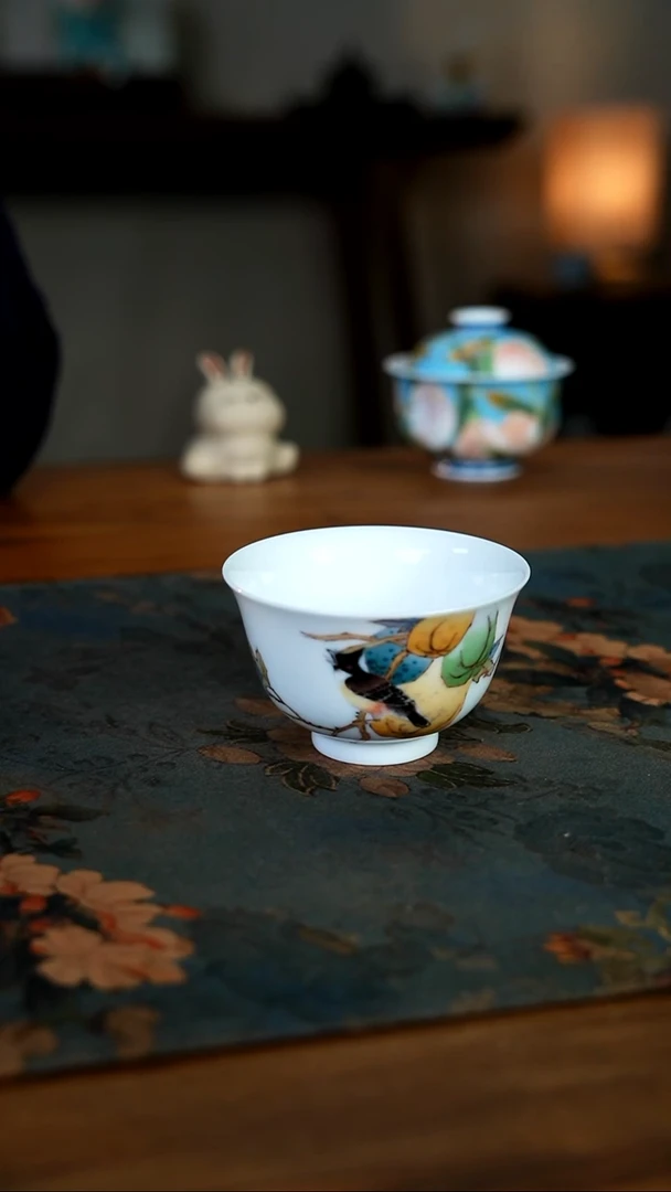 陶瓷一二零一-二一零