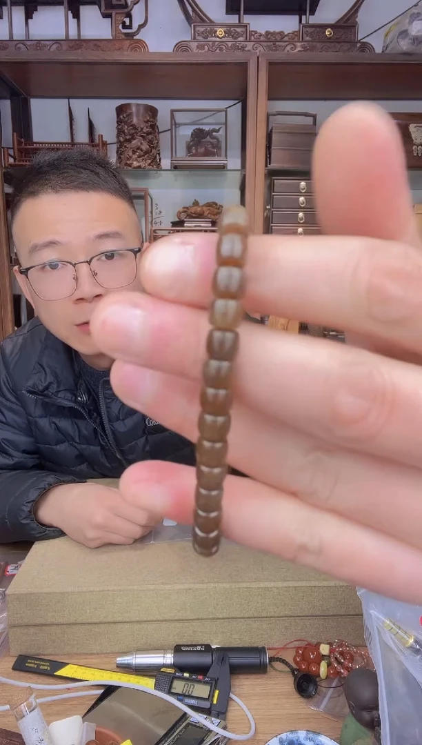 【闪购商品】乌木类书架577和深糖料7*8单圈手串